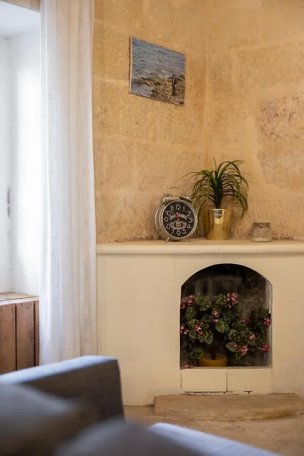 Lapsi Apartments - Traditional Maltese Style Near The Promenade Saint Julian's 0*,