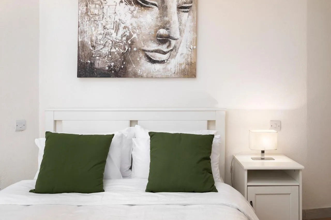 Lapsi Apartments - Traditional Maltese Style Near The Promenade St. Julian's
