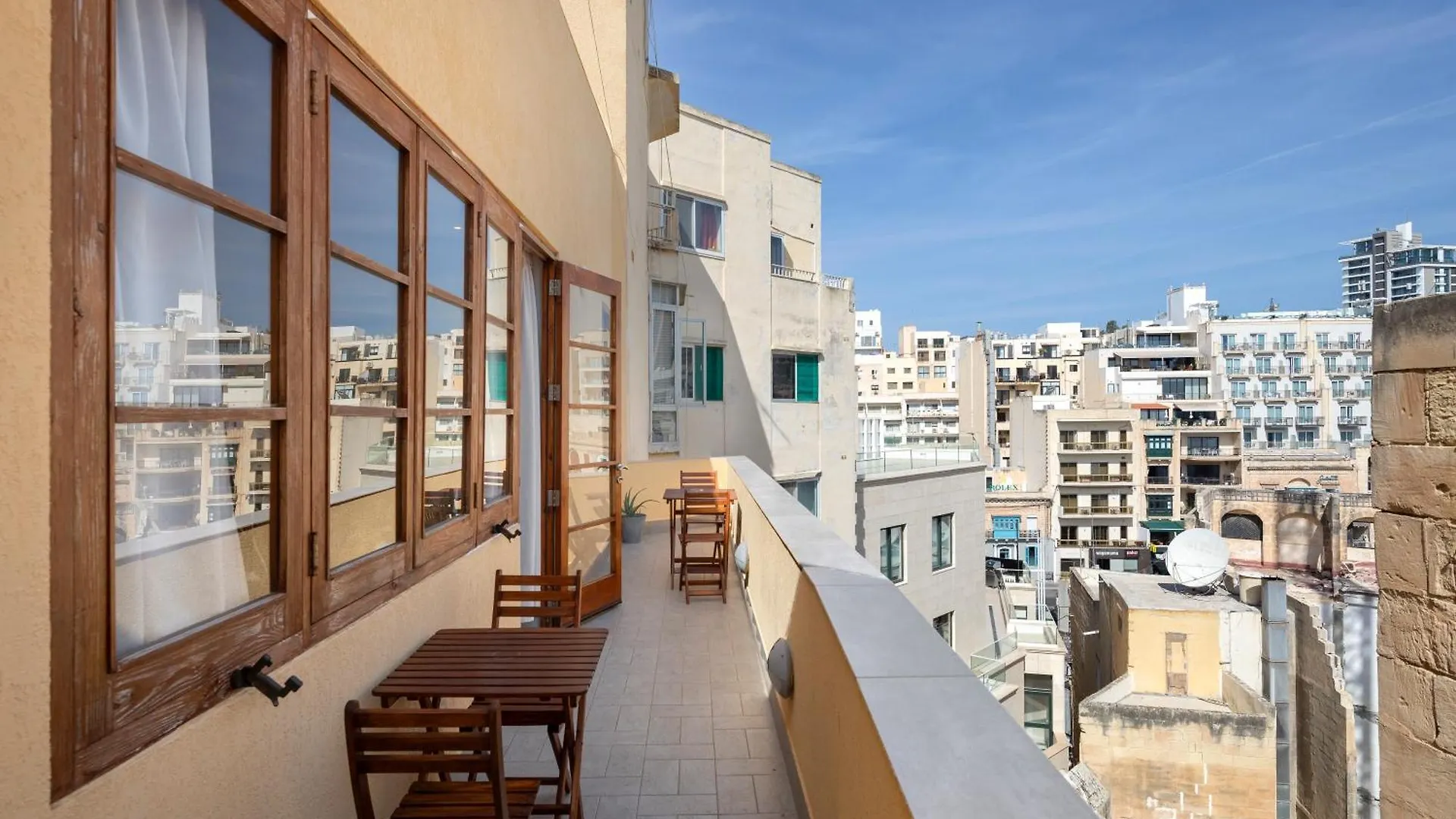 Lapsi Apartments - Traditional Maltese Style Near The Promenade Saint Julian's Malta
