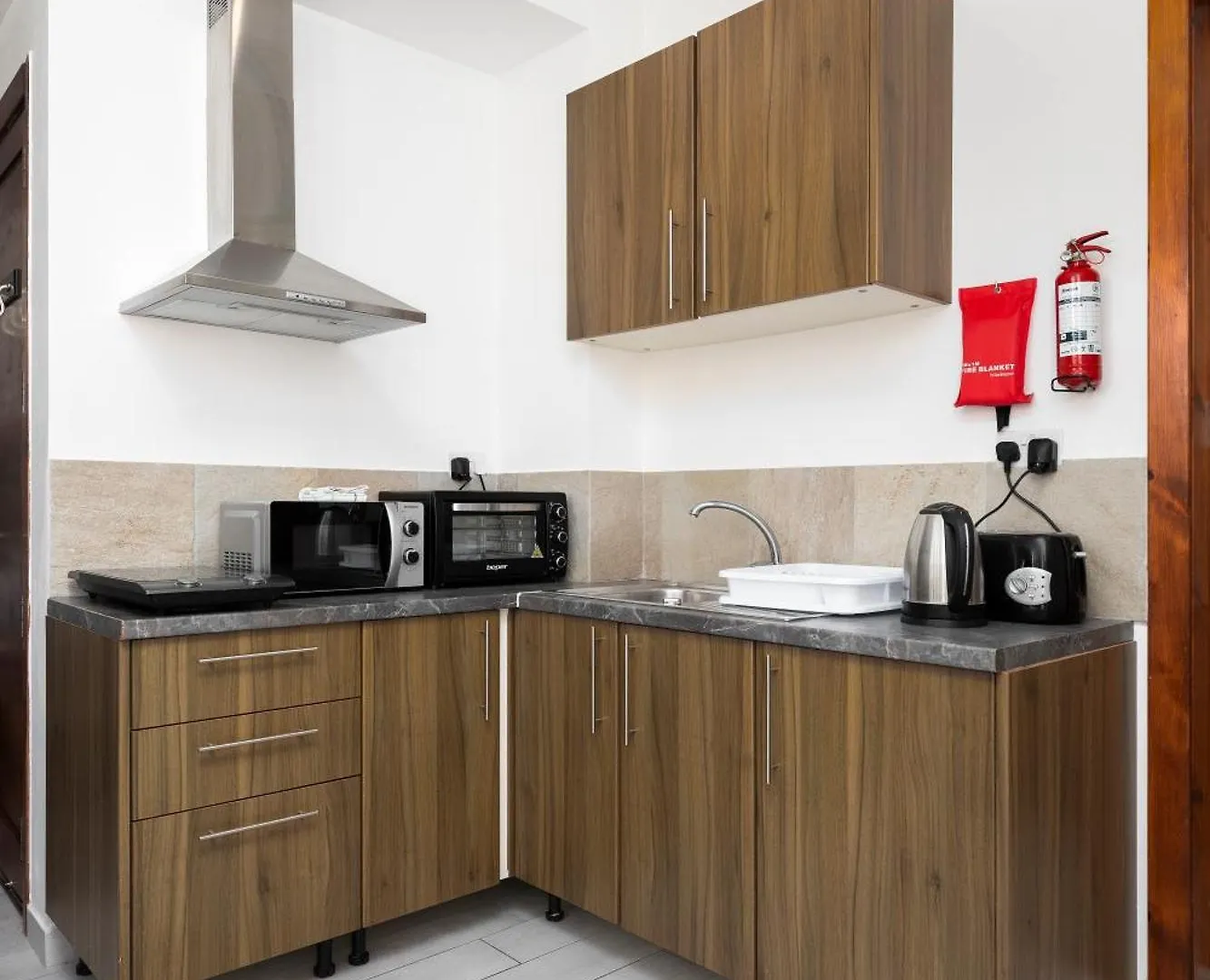 Lapsi Apartments - Traditional Maltese Style Near The Promenade Saint Julian's 0*,  Malta