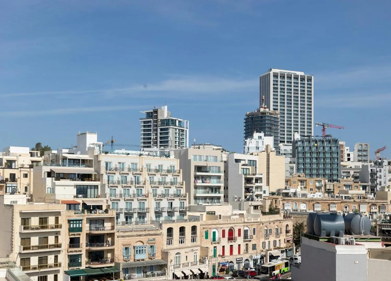 Lapsi Apartments - Traditional Maltese Style Near The Promenade Saint Julian's