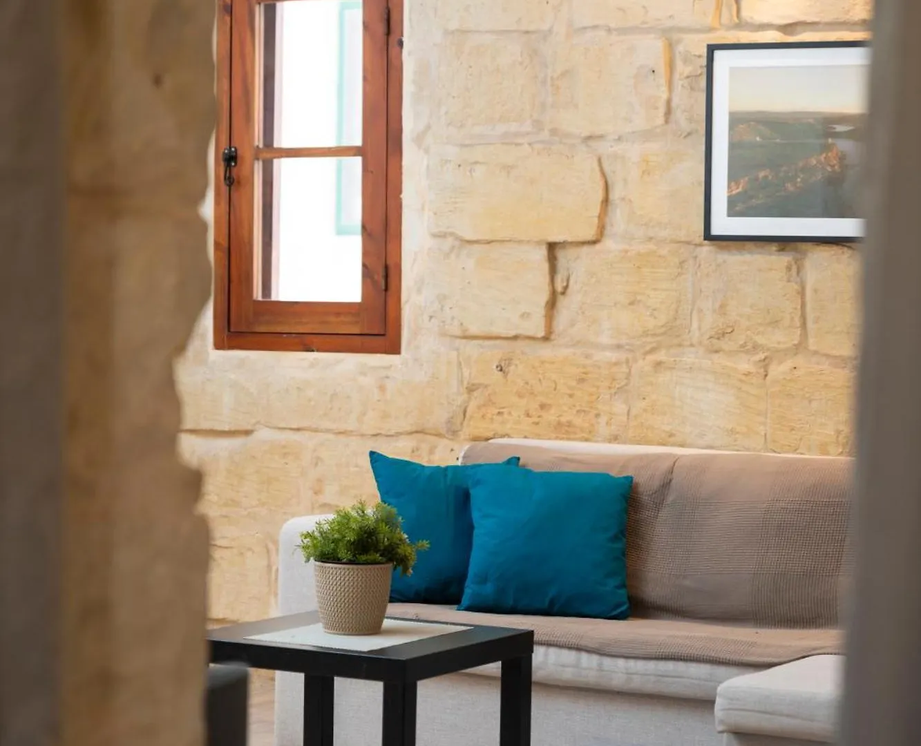 Lapsi Apartments - Traditional Maltese Style Near The Promenade Saint Julian's