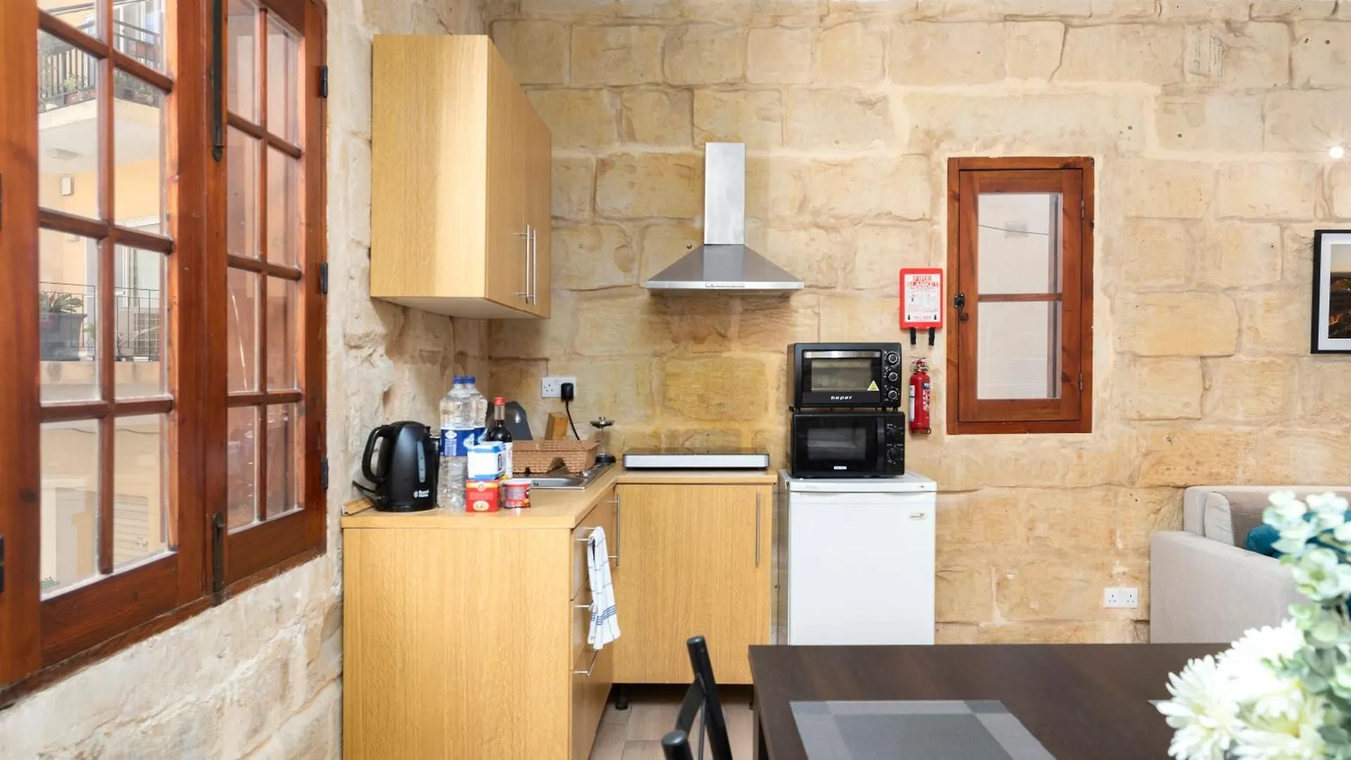 Lapsi Apartments - Traditional Maltese Style Near The Promenade Saint Julian's 0*,